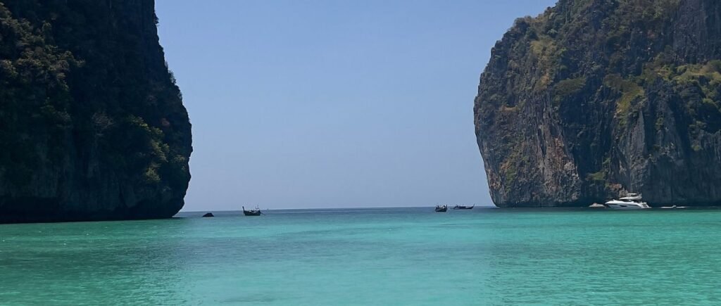 MDA - Destinations - Ao Nang sea